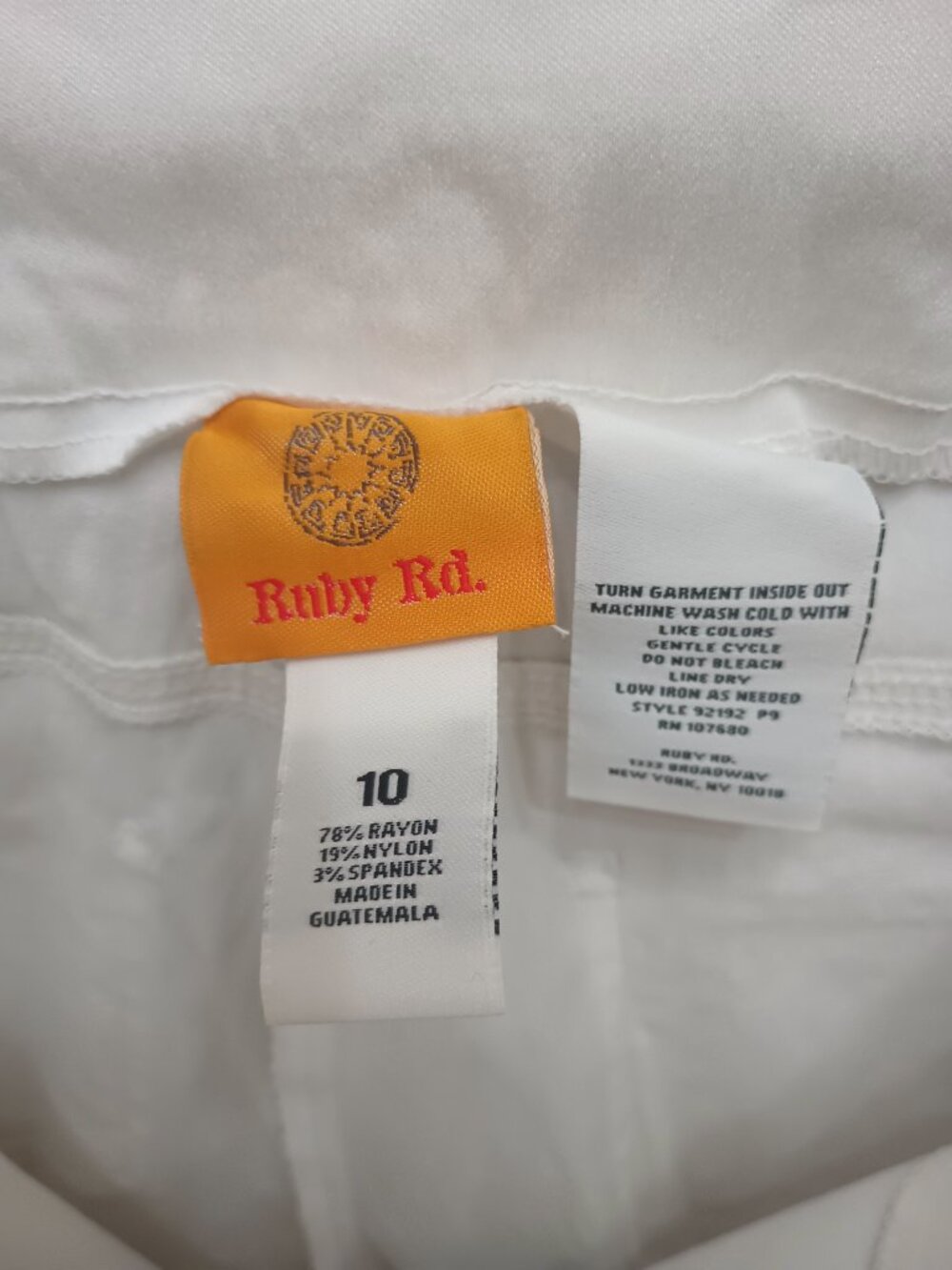 Ruby Rd White Jeans. Sz 10 - Picture 3 of 3